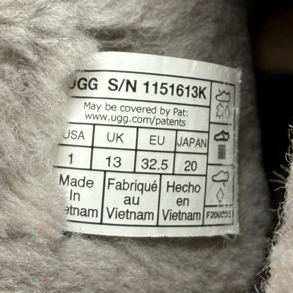 UGG classic ii